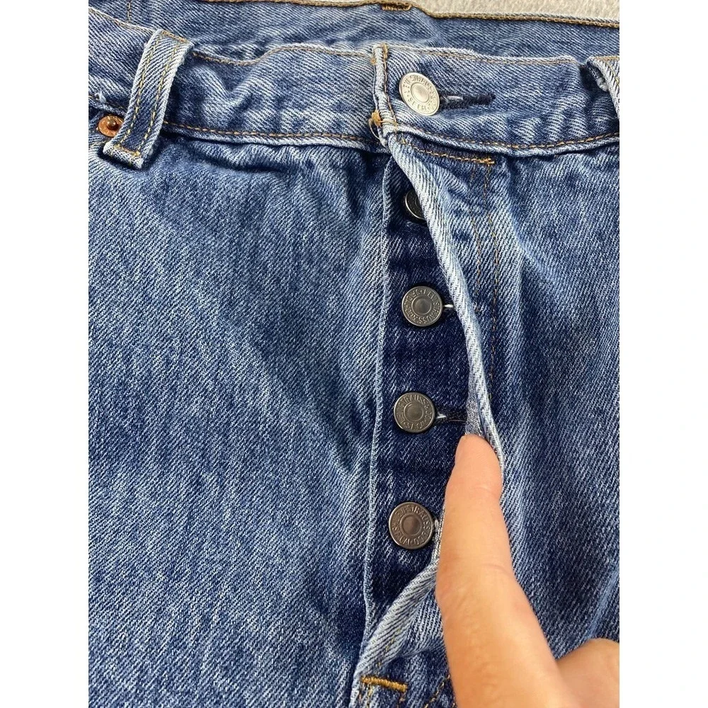 Levis 501 Jeans Mens 36x30 Blue Med Wash 100% Cotton‎ Straight Leg Denim Classic